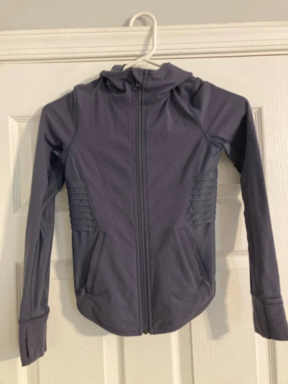 Ivivva Lululemon Girls Jacket size 8